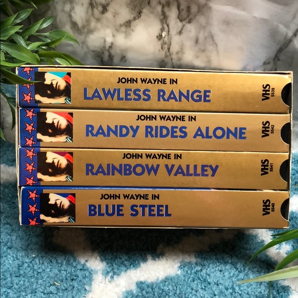 The duke John Wayne VHS set to four - Picture 2 of 4